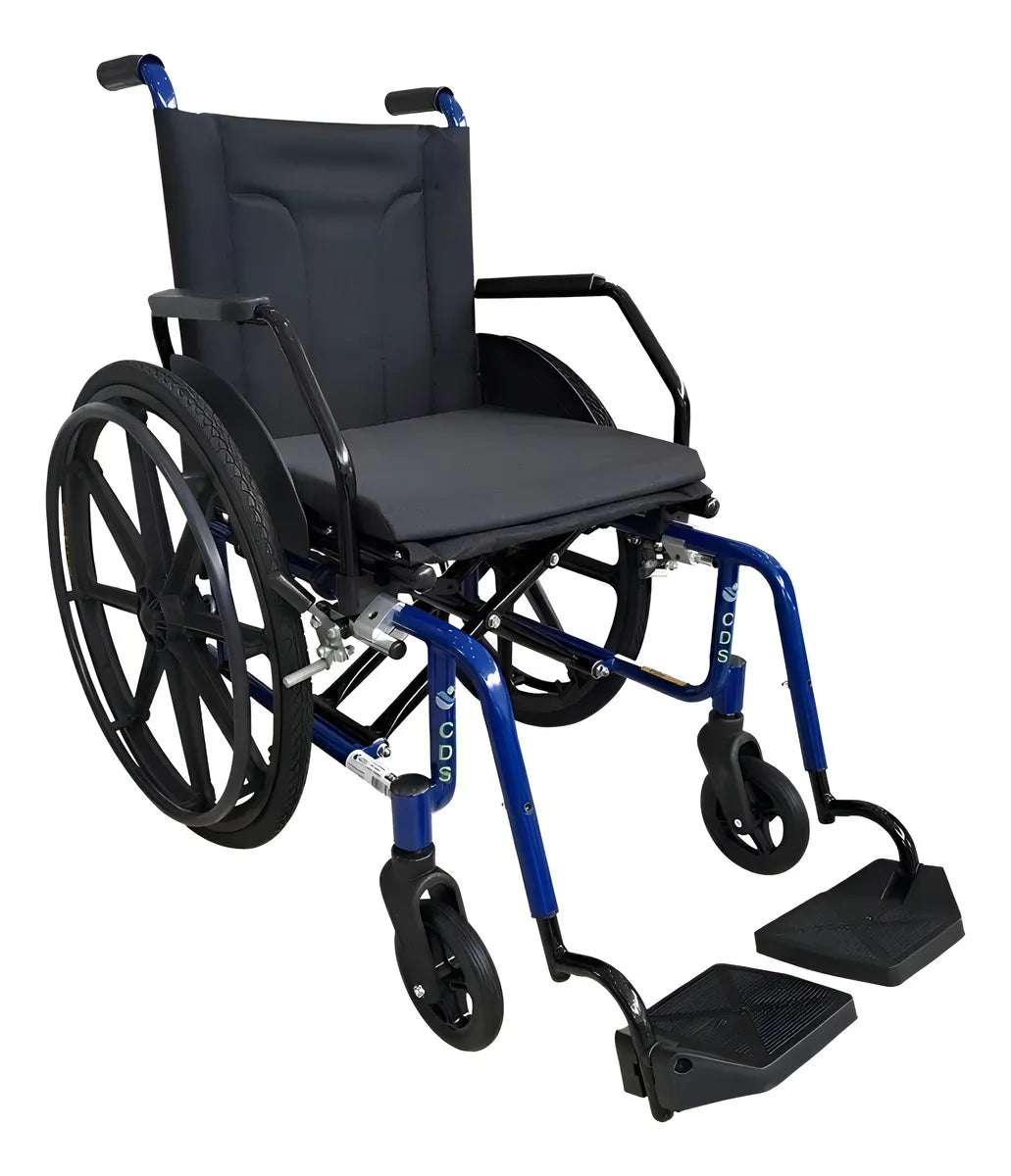 Cadeira de Rodas CDS H10 Pneus Maciço Cap. 130Kg - CDS