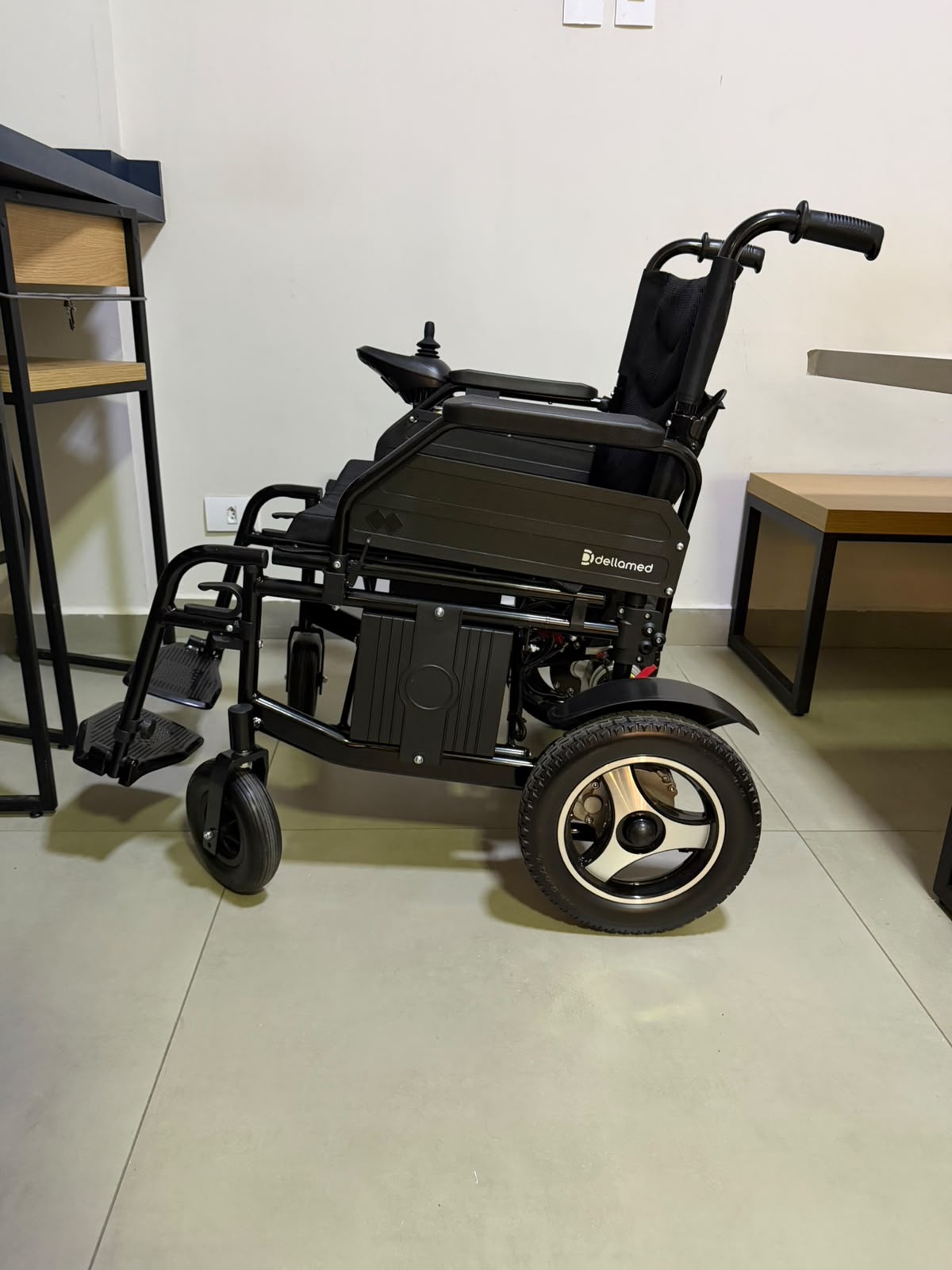 Cadeira de Rodas Motorizada D800 (120 kg)  - OUTLET