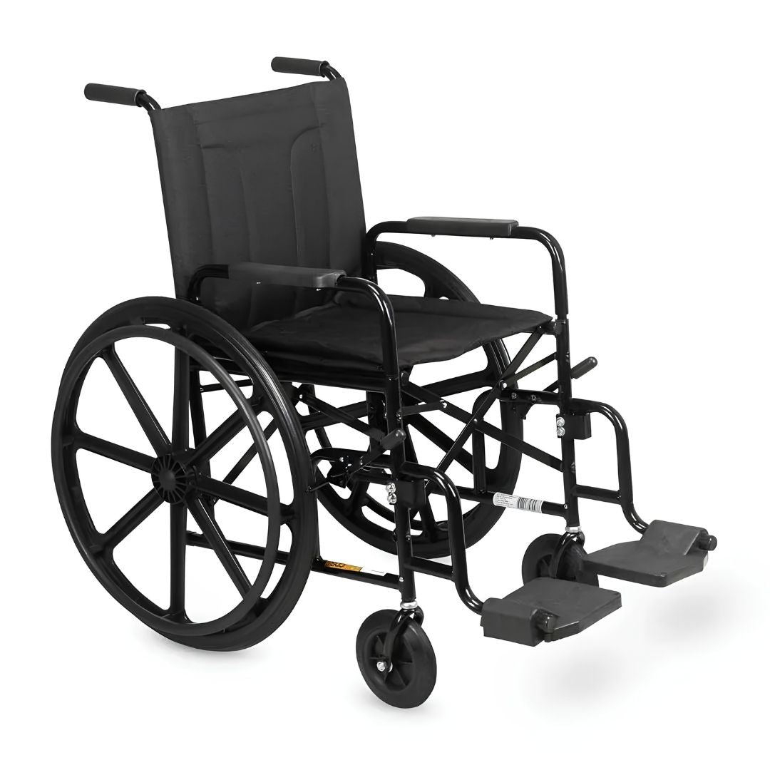 Cadeira de Rodas CDS M2000 Pneu Maciços