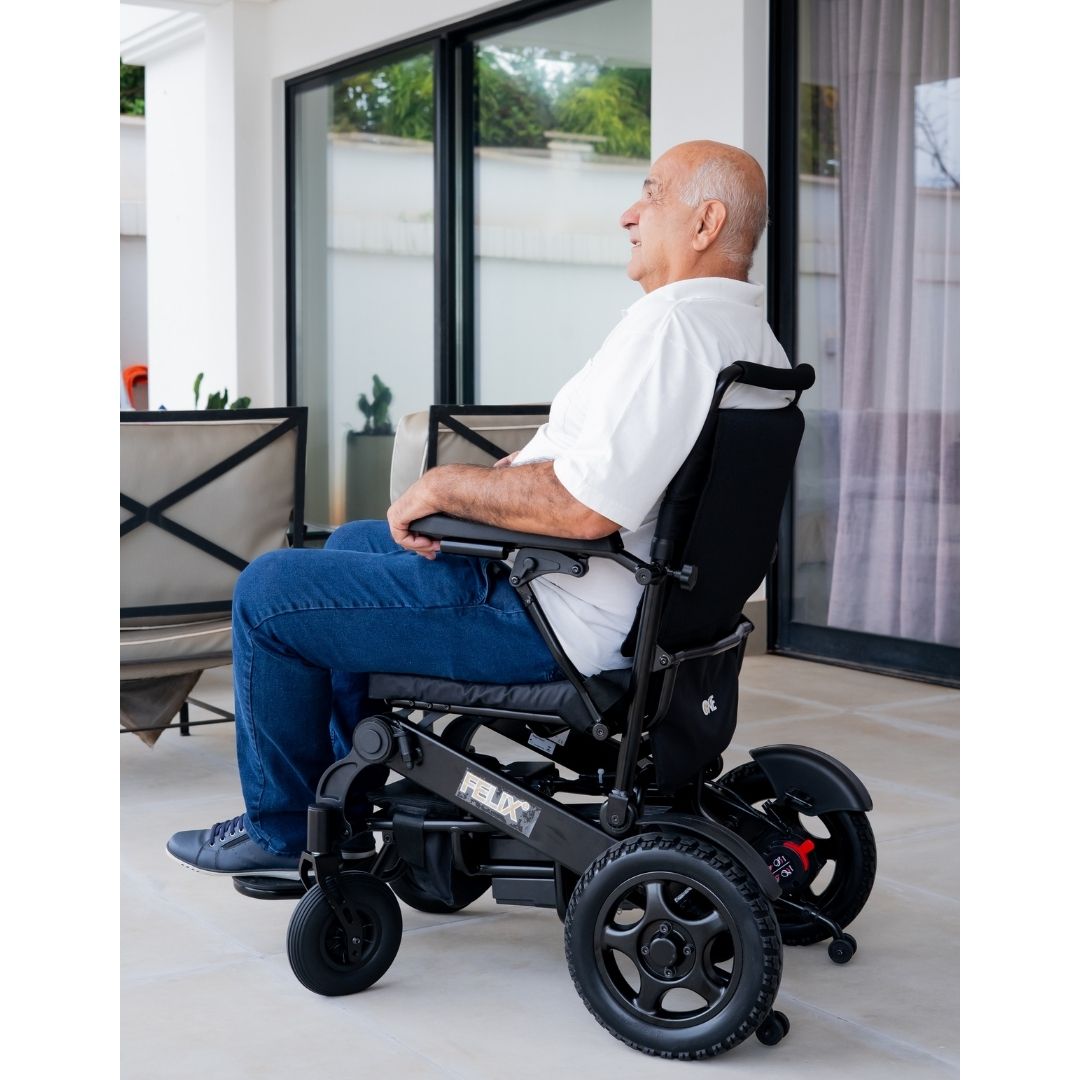 Cadeira de Rodas Motorizada Dobrável Felix E Loh Medical
