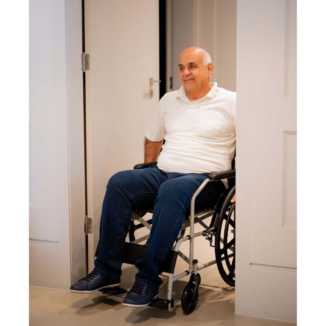 Cadeira de Rodas Dobrável D100 POP Até 110kg 45cm - Dellamed