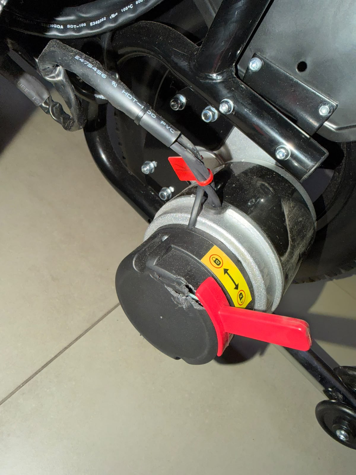 Cadeira de Rodas Motorizada Dobrável D800 (120 kg) - OUTLET Dellamed