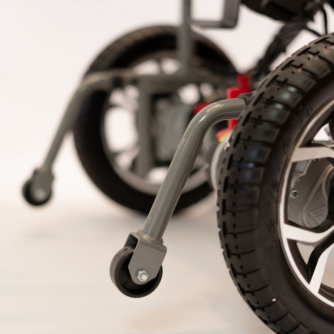 Cadeira de Rodas Motorizada D750 Dellamed - Leve Dobrável 120kg
