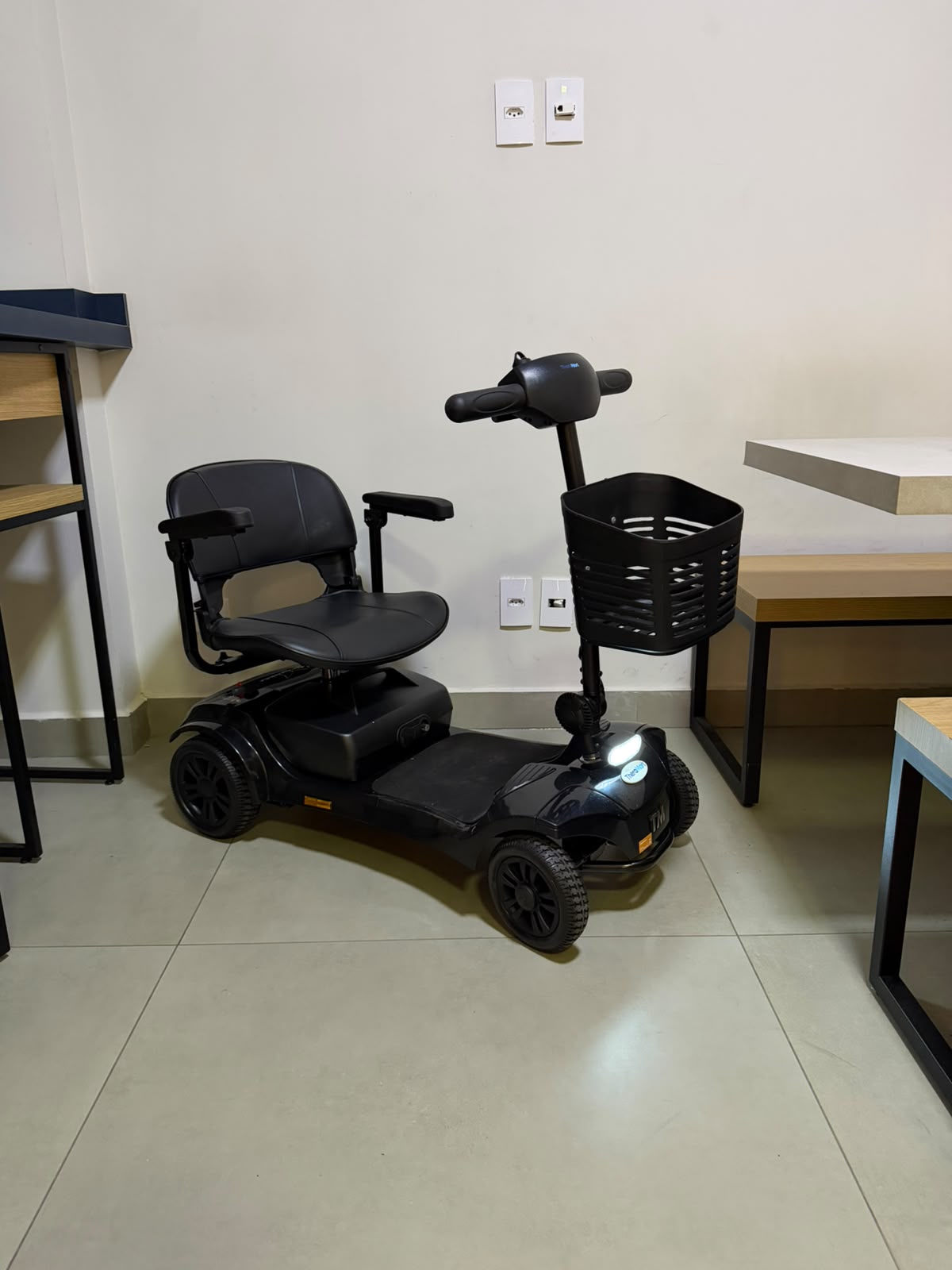 Scooter Motorizada TheraRover Plus - Theramart - Outlet