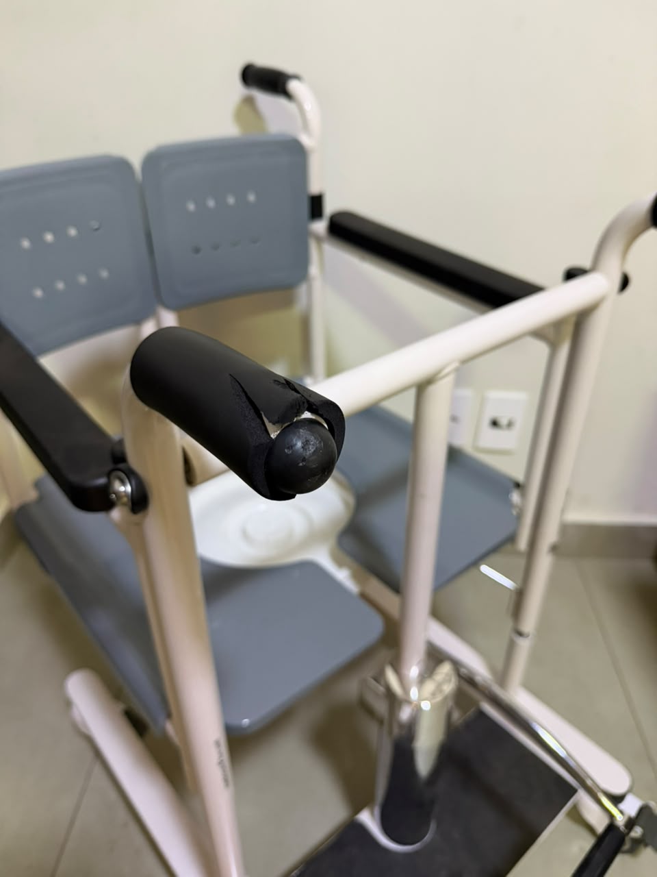 Cadeira de Transferência Hidraulica Mobil - OUTLET