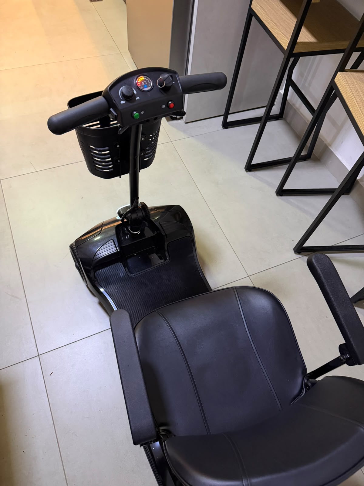 Scooter Motorizada TheraRover Plus - Theramart - Outlet