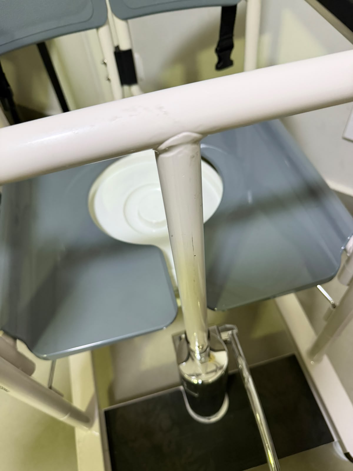 Cadeira de Transferência para Acamados até 130kg Live Well - OUTLET
