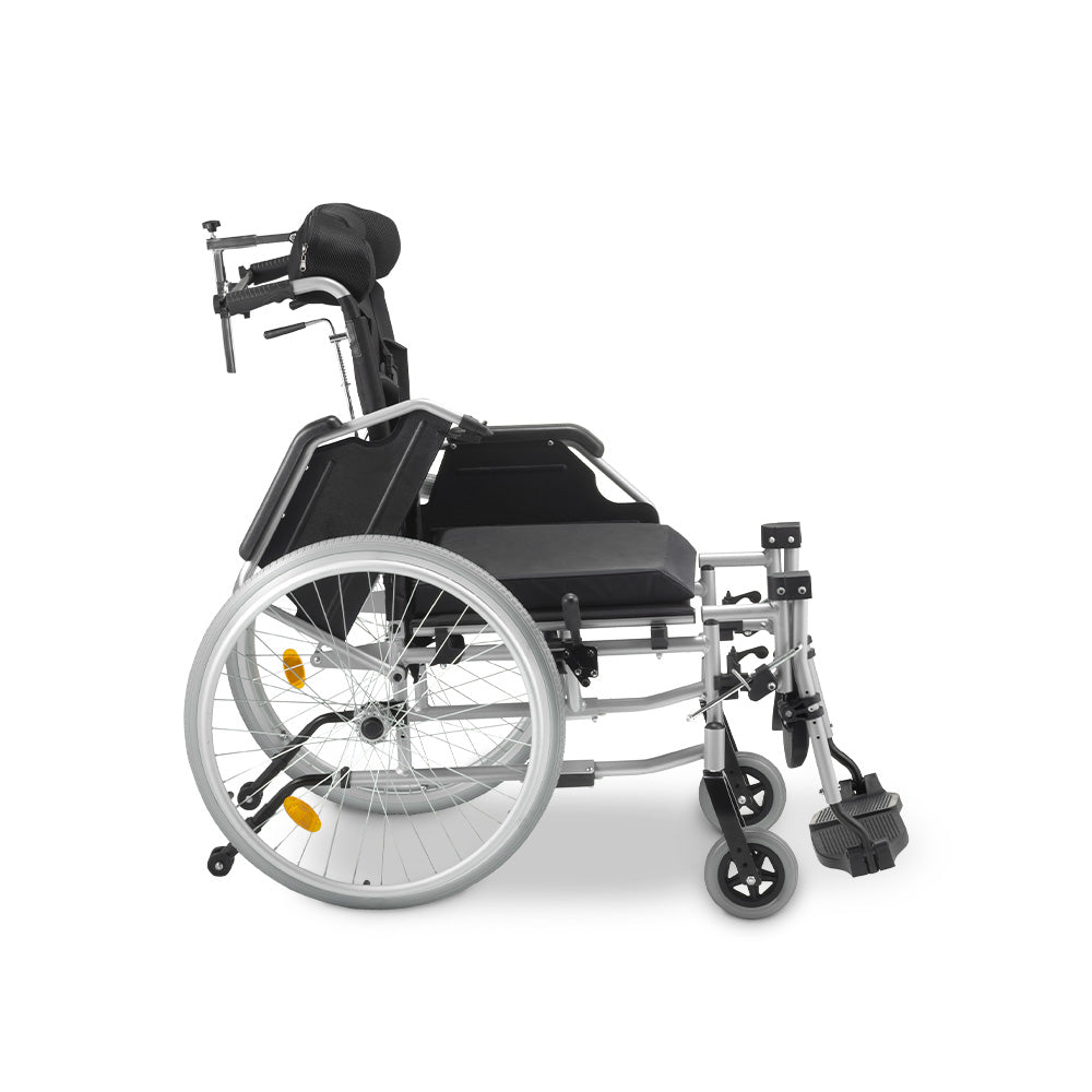 Cadeira de Rodas Tetra Reclinável com Encosto e Cinto até 130 Kg D700 - Dellamed