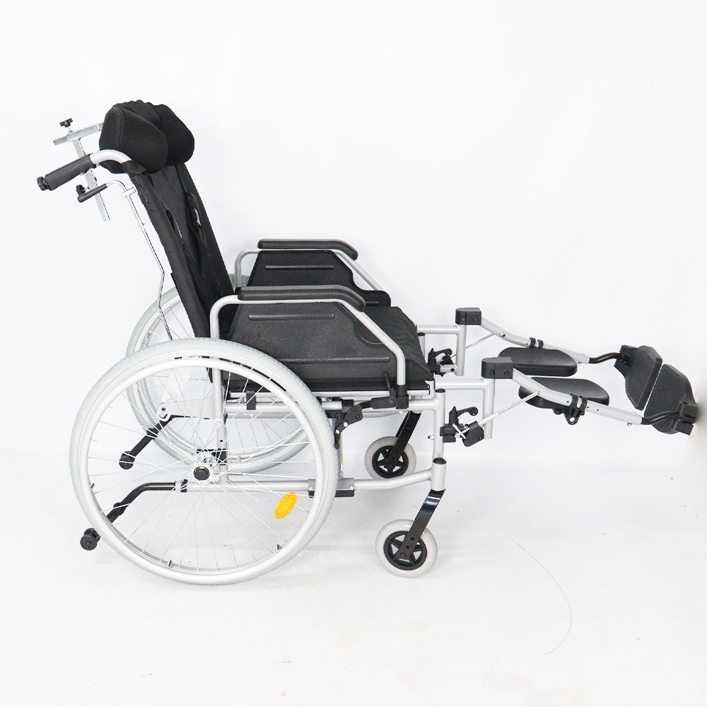 Cadeira de Rodas Tetra Reclinável com Encosto e Cinto até 130 Kg D700 - Dellamed