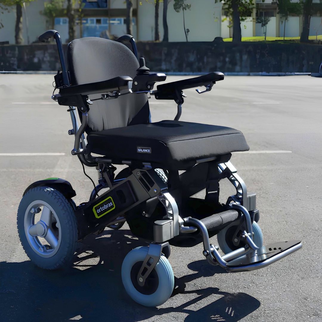 Cadeira de Rodas Motorizada Elétrica E20 Ortobras Dobrável