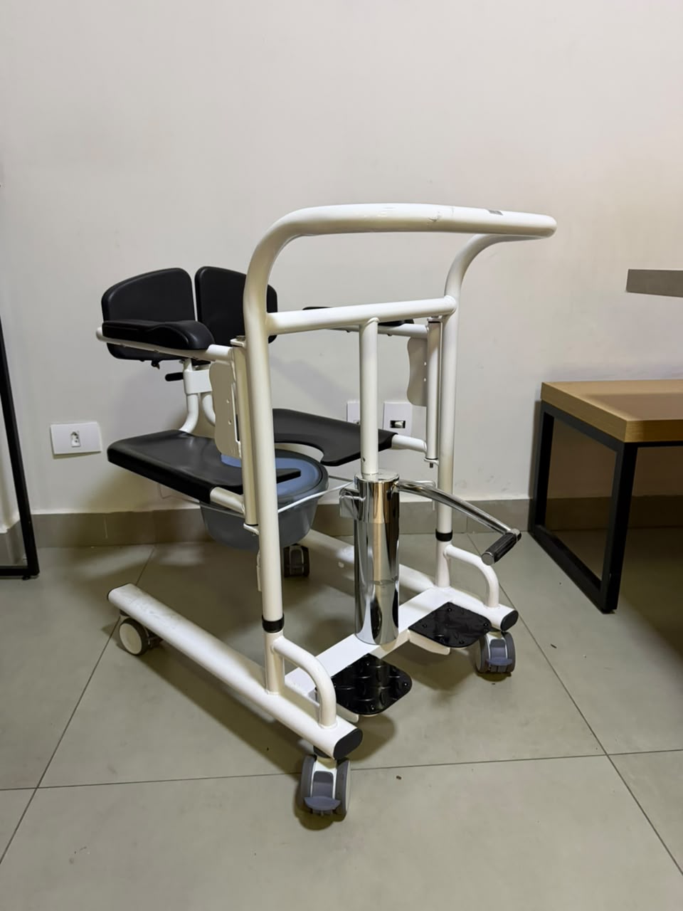 Cadeira de Transferência Hidraulica Supermedy - OUTLET