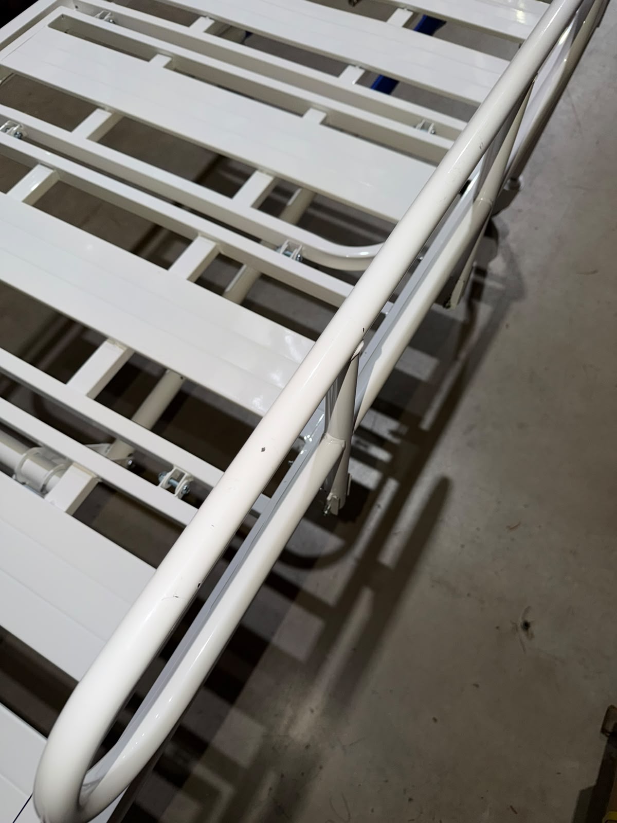 Cama Hospitalar Simples 2 Manivelas c/ Grade DX2 - Dellamed - OUTLET