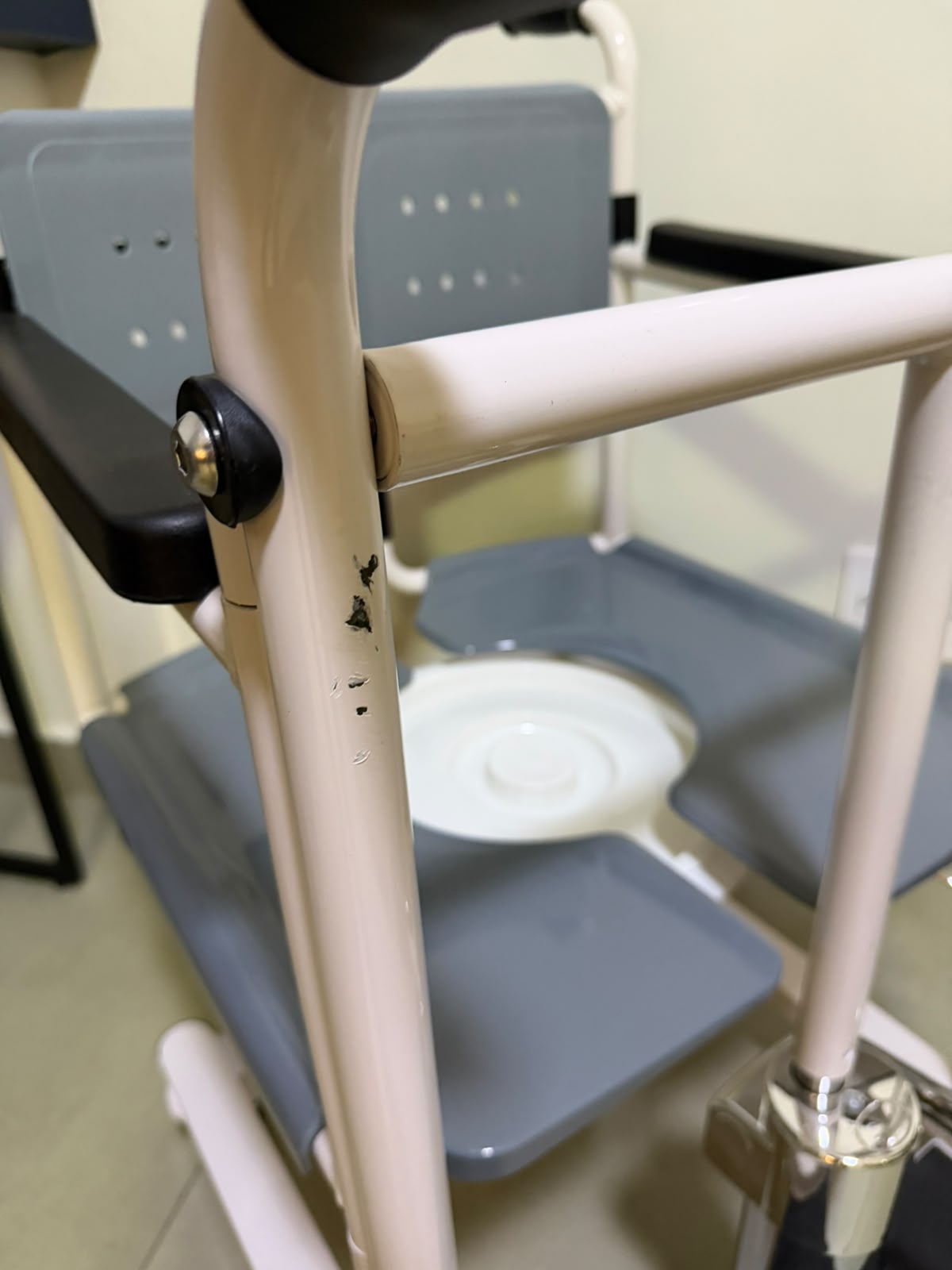 Cadeira de Transferência para Acamados até 130kg Live Well - OUTLET