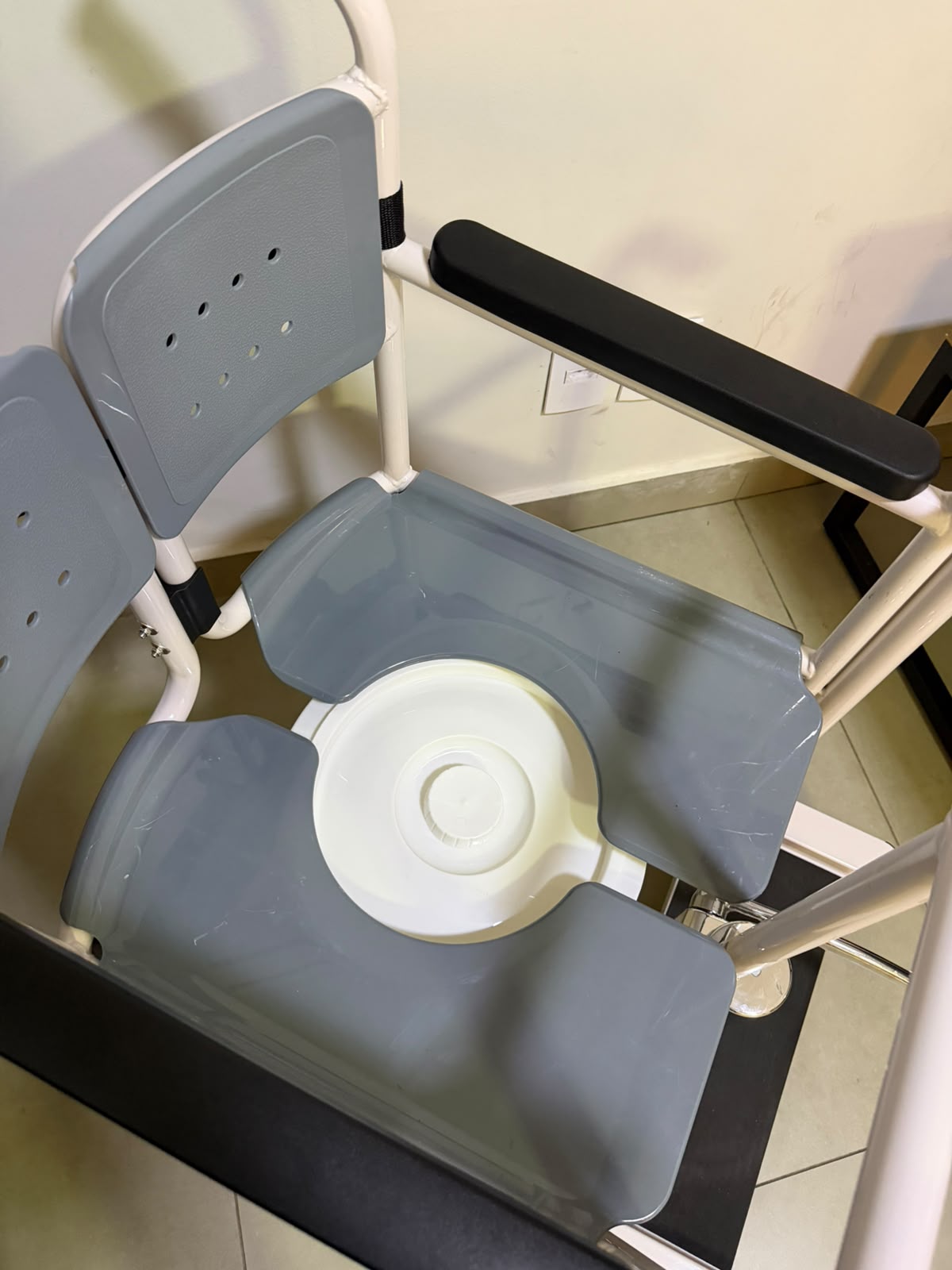 Cadeira de Transferência para Acamados até 130kg Live Well - OUTLET