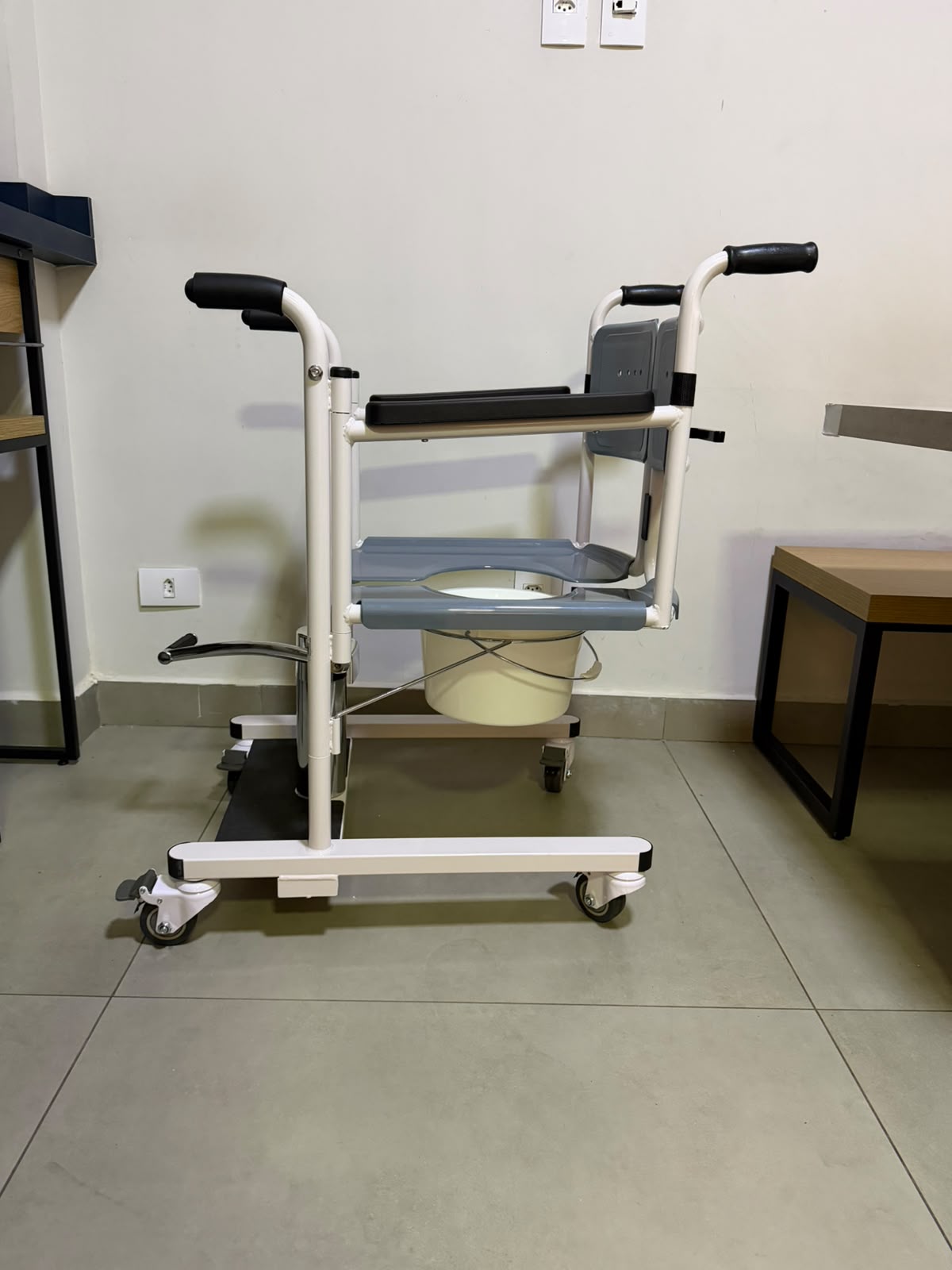 Cadeira de Transferência Hidraulica Mobil - OUTLET