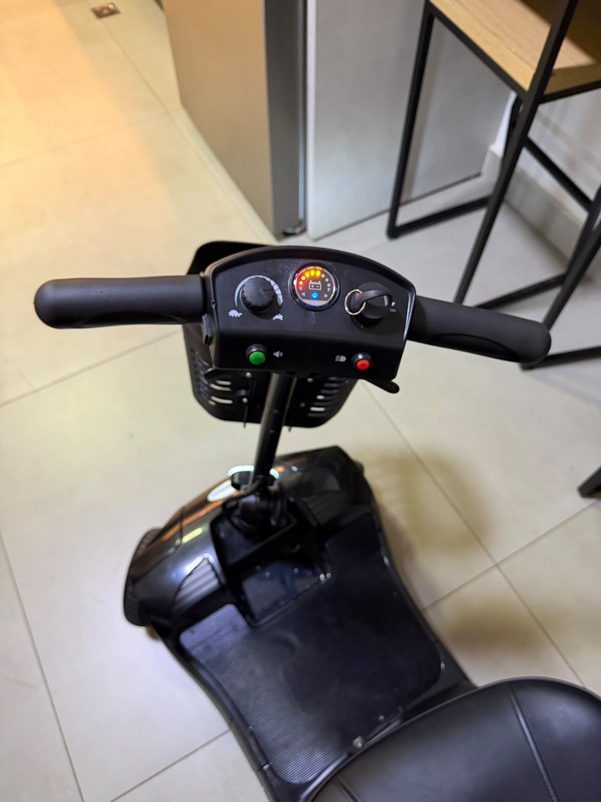 Scooter Motorizada TheraRover Plus - Theramart - Outlet