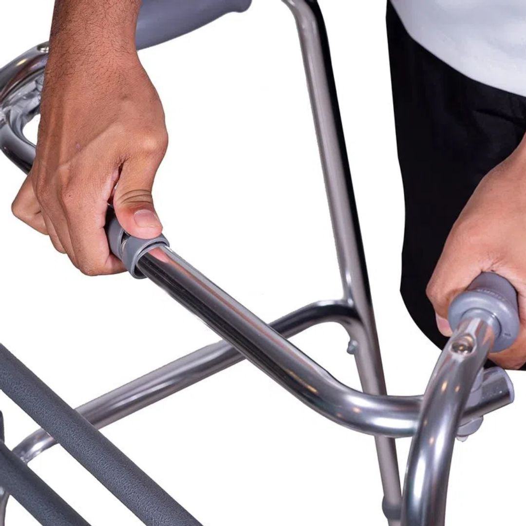Andador de Alumínio Fixo Articulado 3 Barras D10 130kg Dellamed