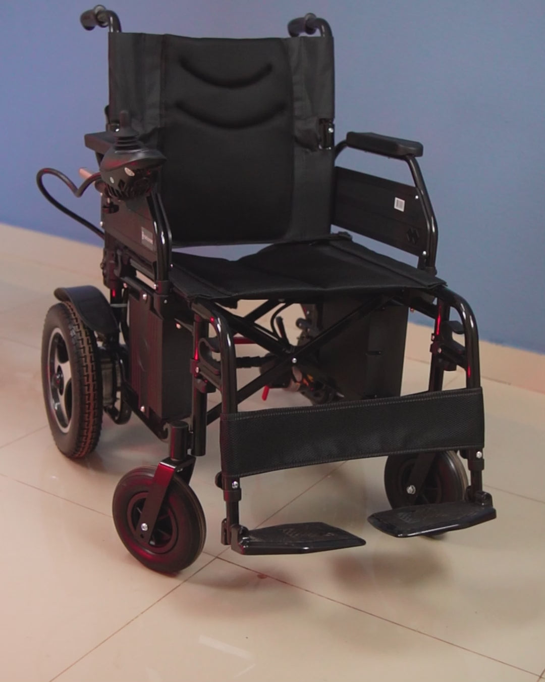Cadeira De Rodas Motorizada Dobrável D800 Dellamed Até 120kg