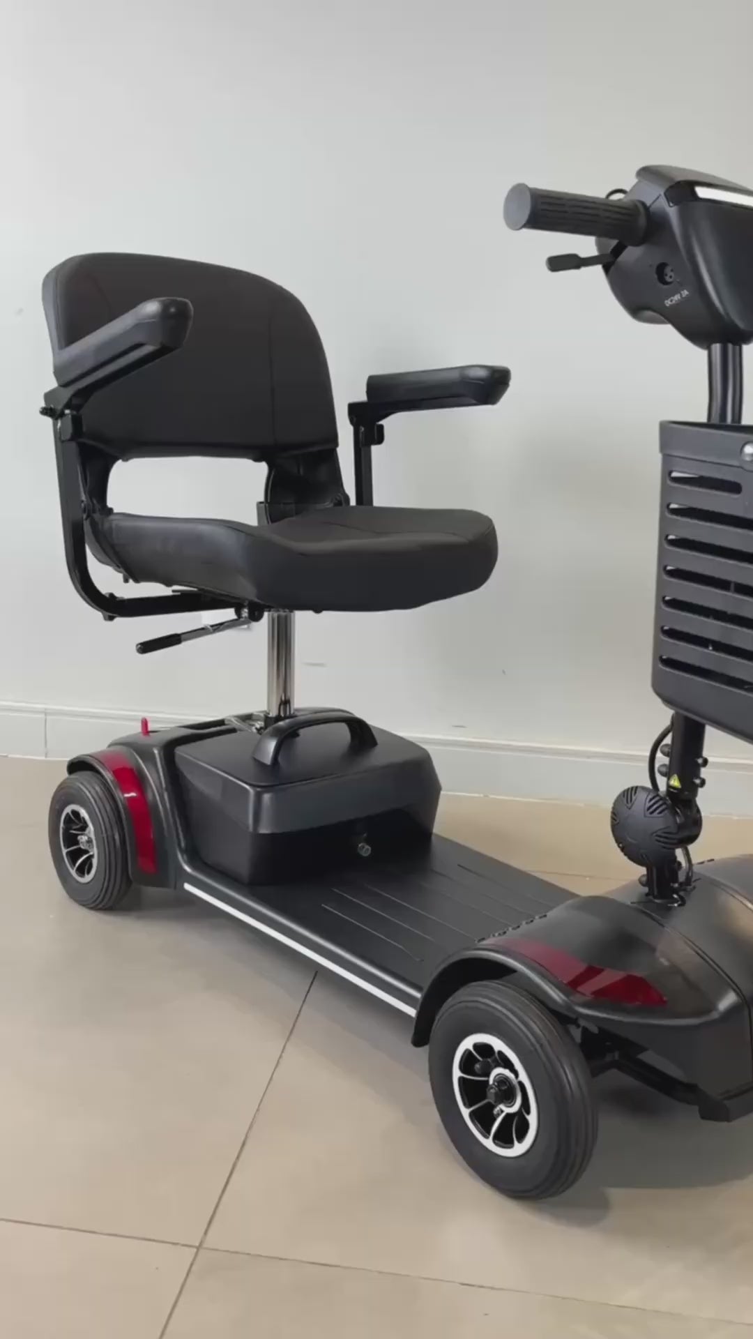 Cadeira de Rodas Motorizada Scooter Elétrica Dobrável até 136kg - Loh Medical