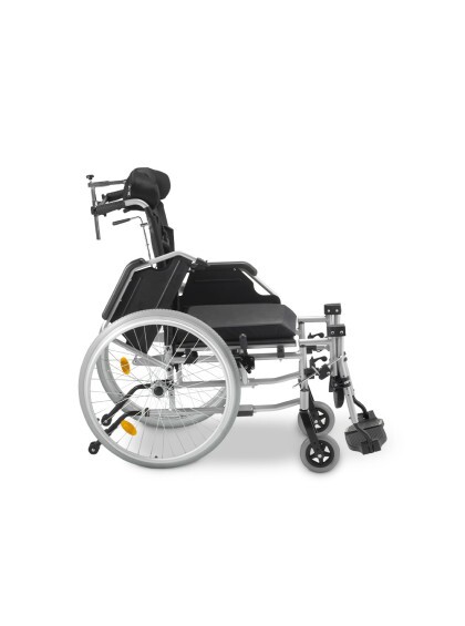 Cadeira de Rodas Tetra Reclinável com Encosto e Cinto até 130 Kg D700- 40cm - Dellamed