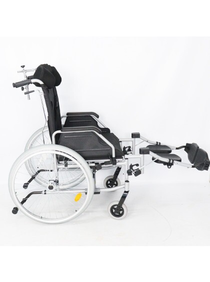 Cadeira de Rodas Tetra Reclinável com Encosto e Cinto até 130 Kg D700 - 48cm - Dellamed
