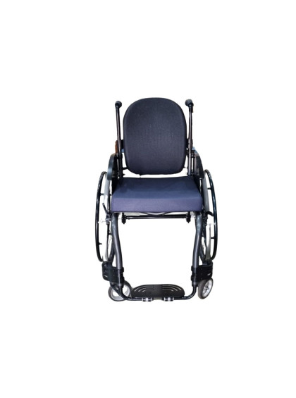 Cadeira de Rodas Monobloco M3 42cm Azul Glacial com Pneus Laranja Ortobras