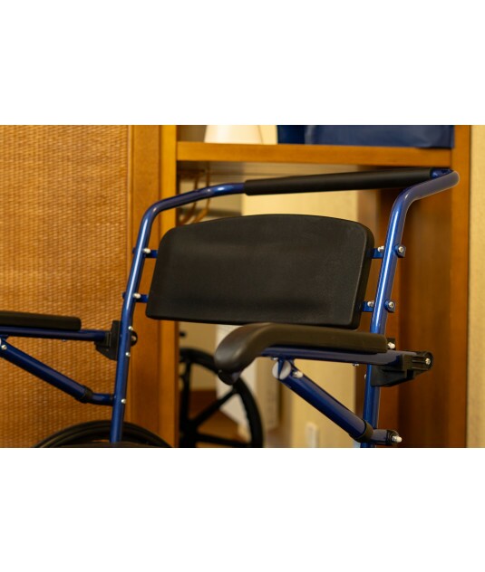 Cadeira de Banho D70 em Alumínio até 200 kg Assento 51cm - Dellamed