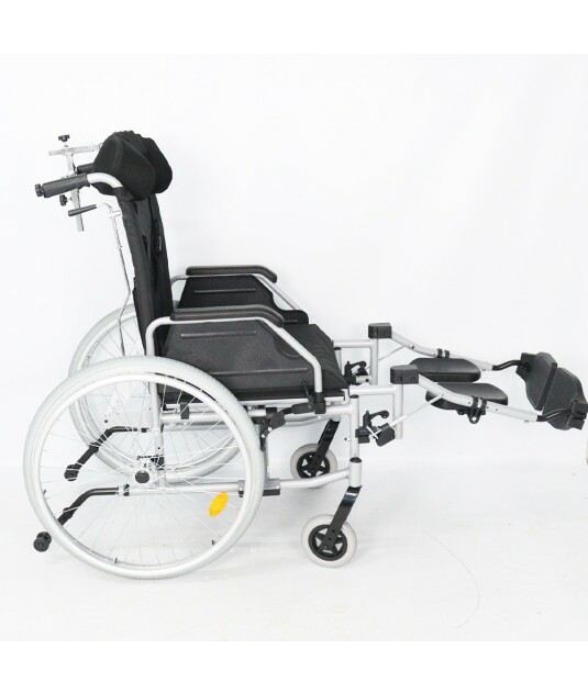 Cadeira de Rodas Tetra Reclinável com Encosto e Cinto até 130 Kg D700 - Dellamed
