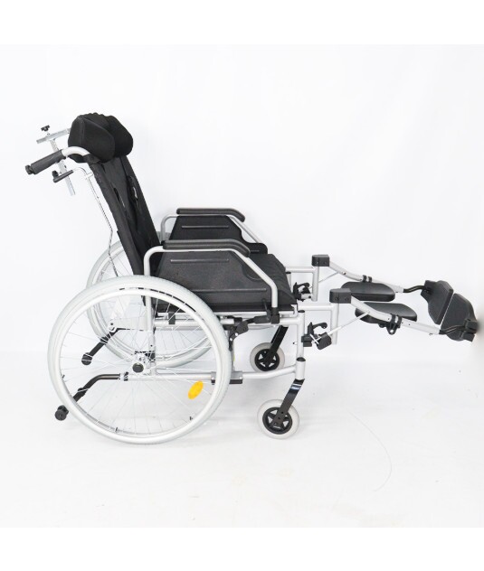 Cadeira de Rodas Tetra Reclinável com Encosto e Cinto até 130 Kg D700 - Dellamed