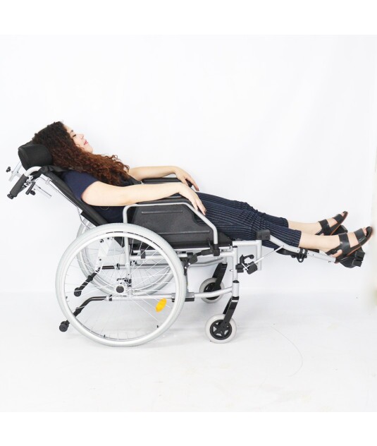 Cadeira de Rodas Tetra Reclinável com Encosto e Cinto até 130 Kg D700 - Dellamed