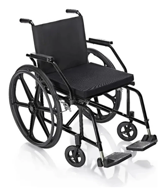 Cadeira de Rodas Pratica 44cm Pneu Maciço Prolife