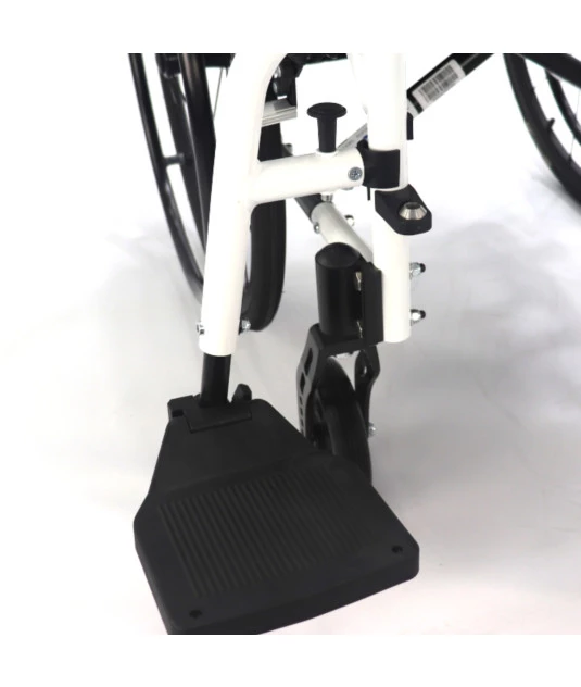 Cadeira de Rodas Dobrável Sófia 43cm Praxis