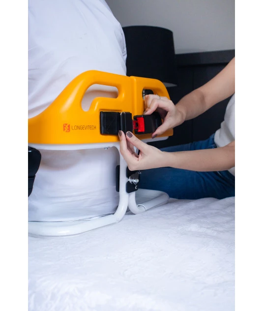 Cadeira de Transferência Multifuncional até 120kg MED 3040 - 4 em 1 com Elevação Manual e Assento Regulável 