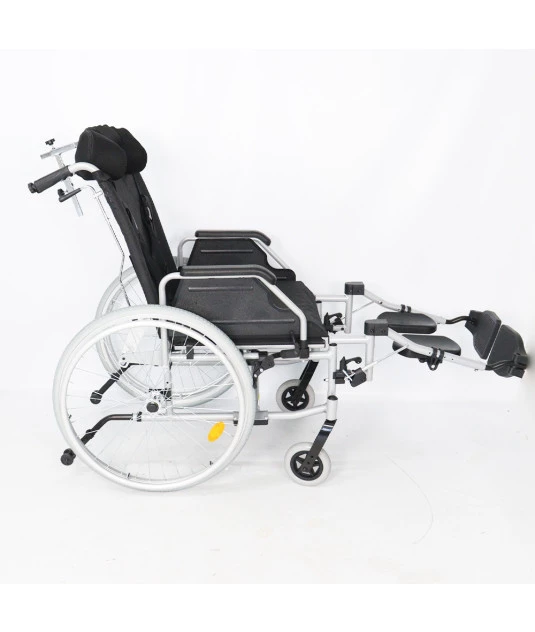 Cadeira de Rodas Tetra Reclinável com Encosto e Cinto até 130 Kg D700 - Dellamed