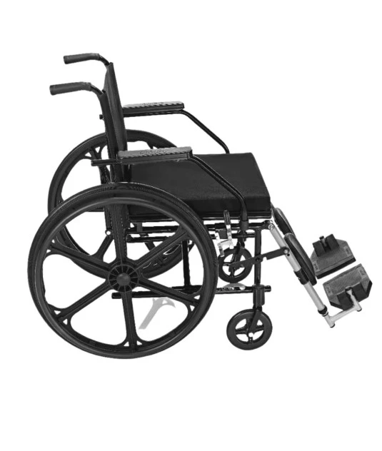 Cadeira de Rodas PL 101 Pneus Maciços e Pês eleváveis Prolife