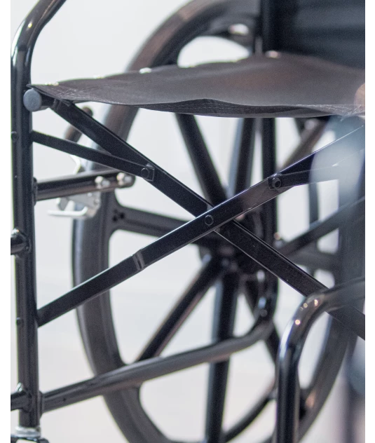 Cadeira de Rodas Simples até 90kg Pneu Maciço 44cm - Prolife 