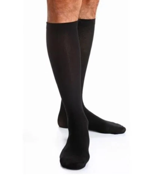 Meia 282F 20/30mmHg Algodão Super Longa Preta Sigvaris