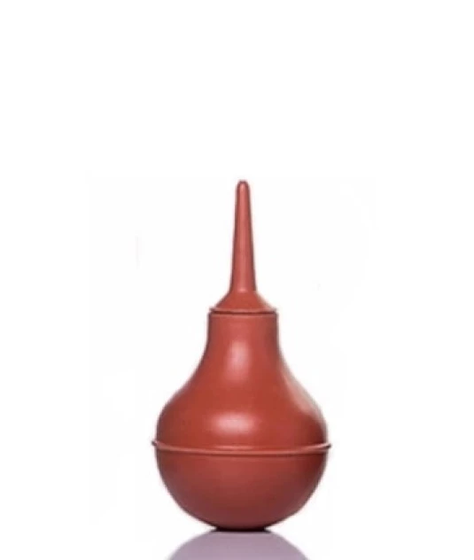 Seringa de borracha com ponteira na cor marrom